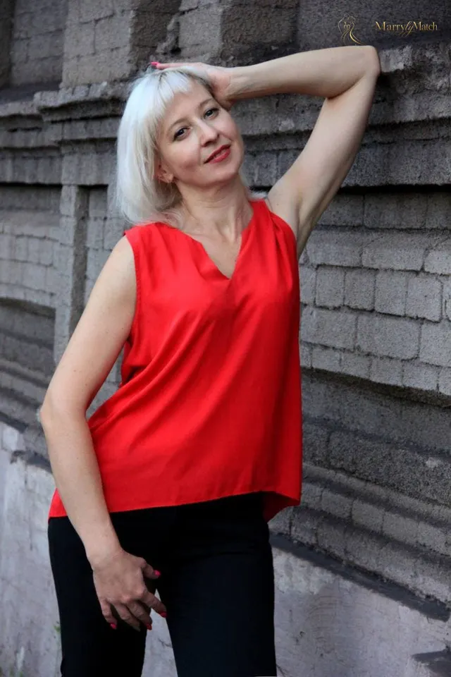 Svetlana, 46
