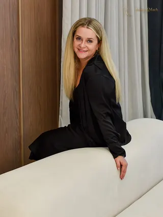 Another photo of KATERINA
