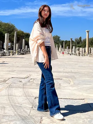 Another photo of ZHANSAYA