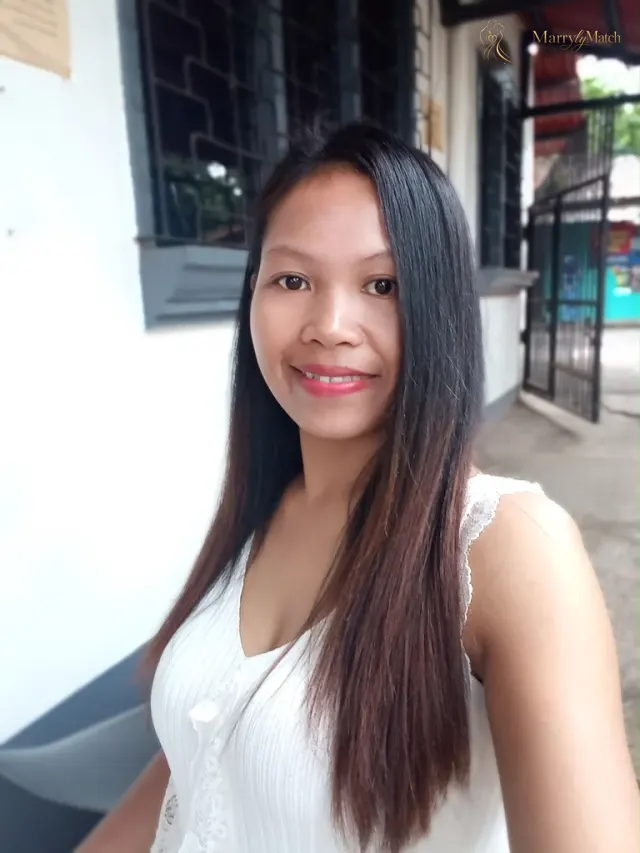 Another photo of Manilyn