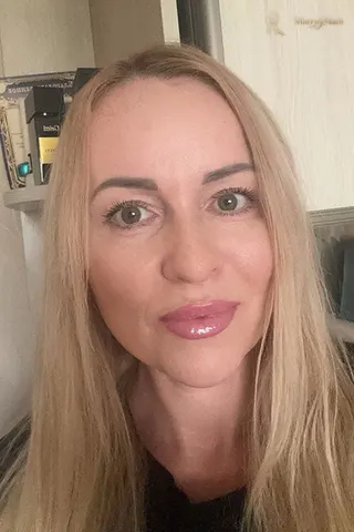 POLINA, 43