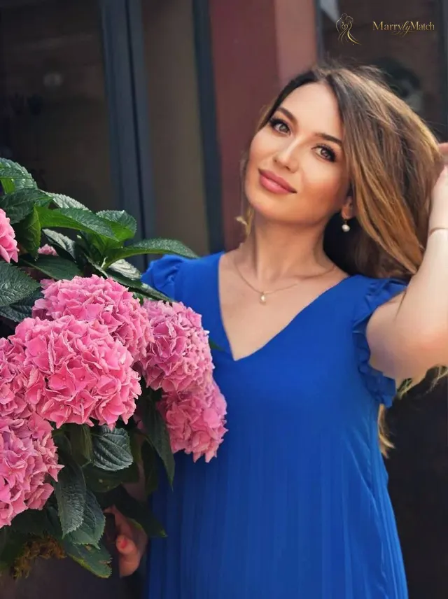 Tetiana, 46