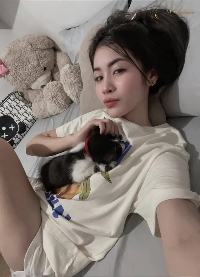 Another photo of Lisa