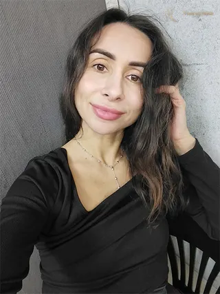NATALI, 47