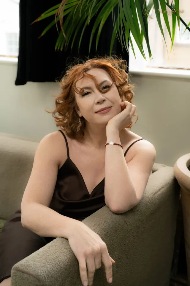 Taisia, 50