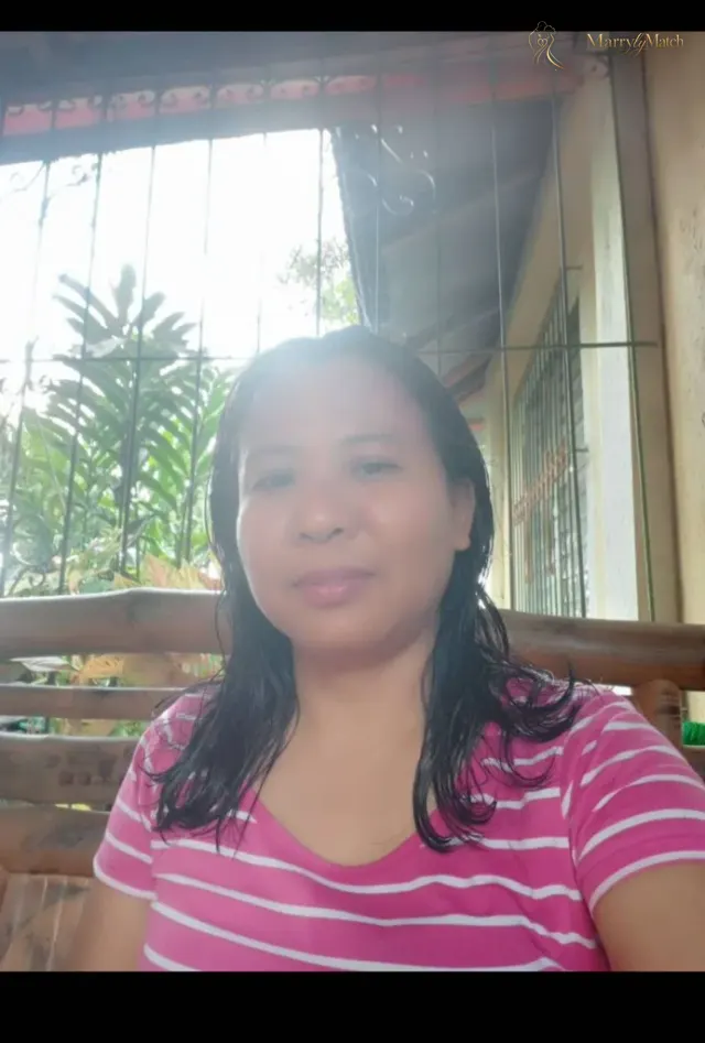 Jean, 44