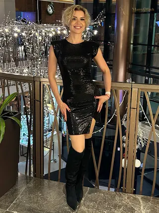 Another photo of YULIYA