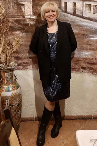 Another photo of SVETLANA