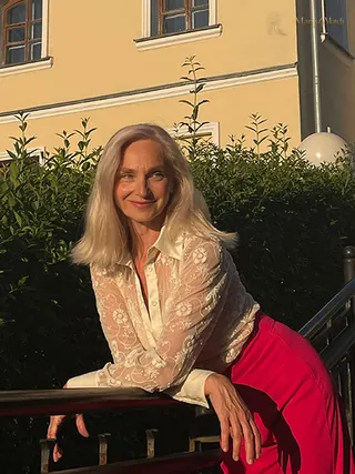 Another photo of SVETLANA