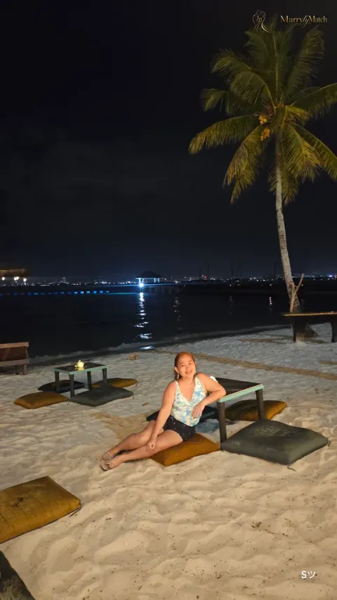 Another photo of Shey