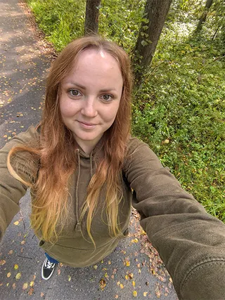 ANNA, 34