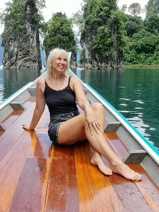 Another photo of ALIONA