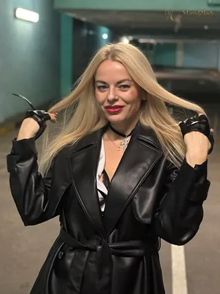 YULIYA, 41
