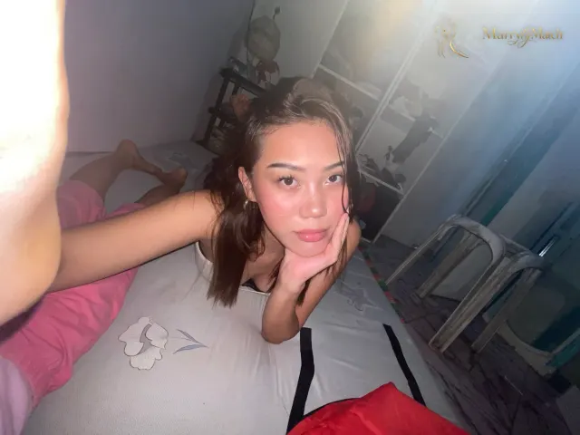 Another photo of Jellian