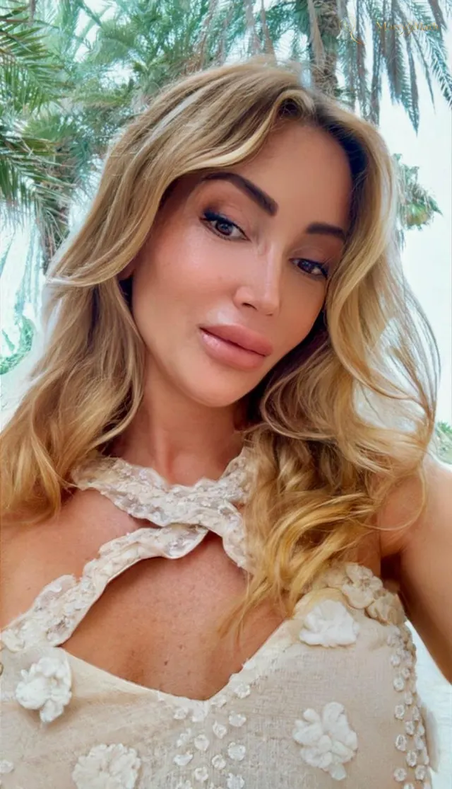 Tetiana, 53