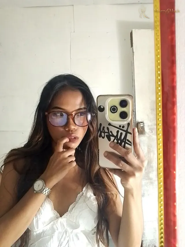 Another photo of Colleen