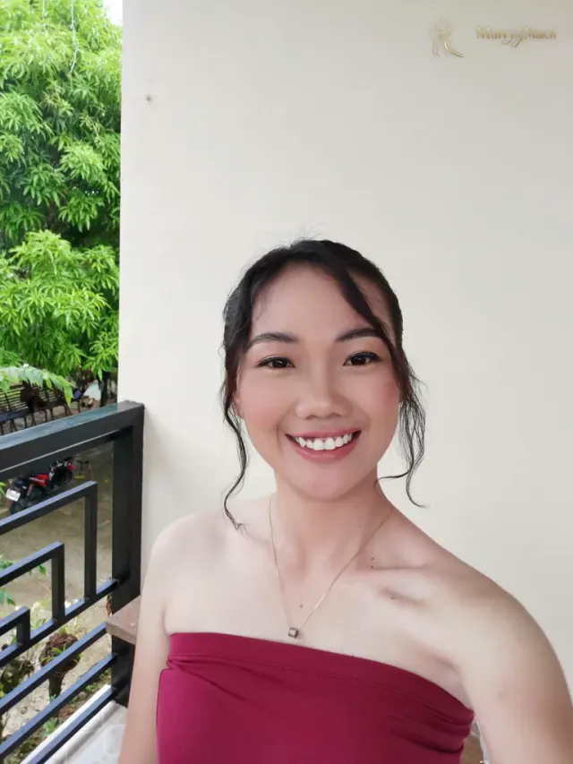 Eya, 28