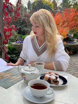 Another photo of ELENA