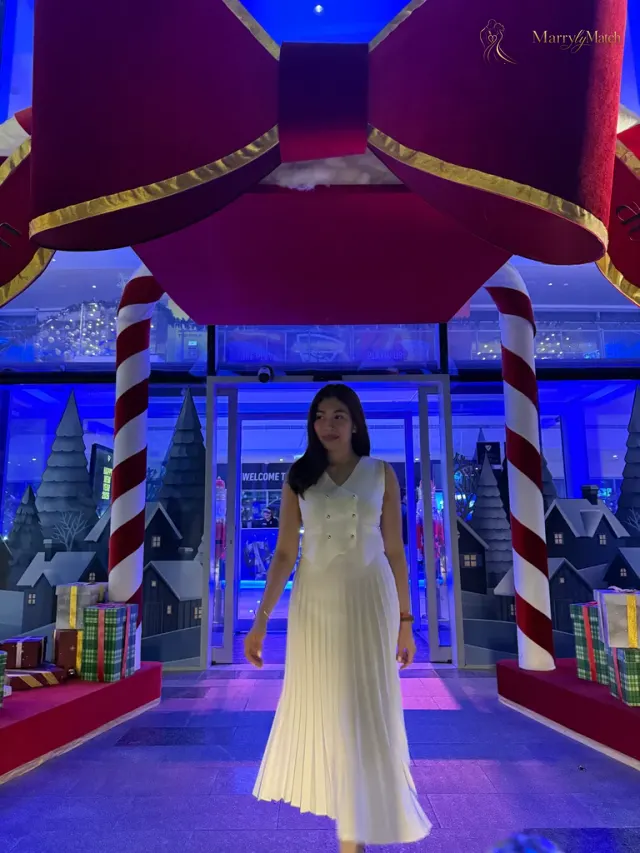 Another photo of Michelle