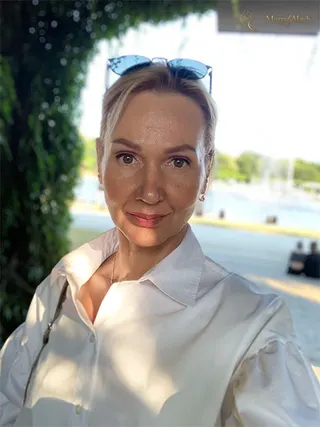 Another photo of NATALYA