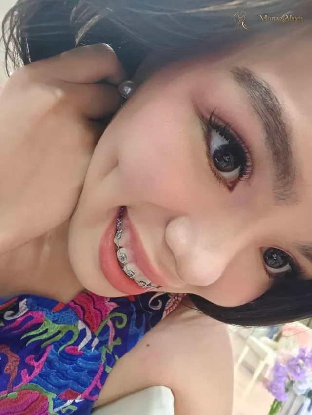 Charlene, 19