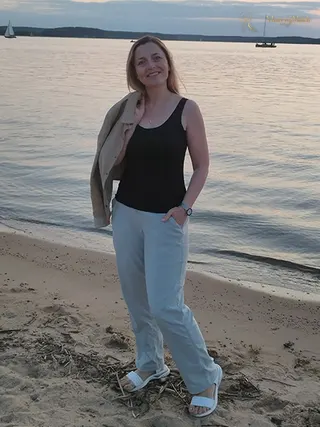 Another photo of NATALYA