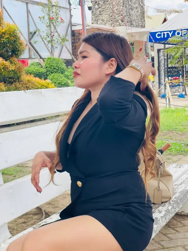 Another photo of Nikki