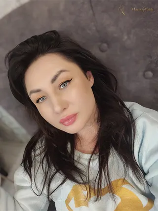 Another photo of NATALIYA