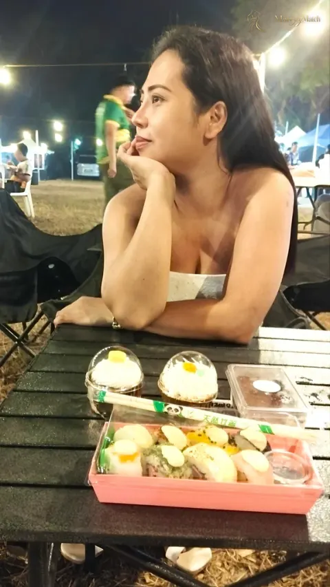 Another photo of Eliza