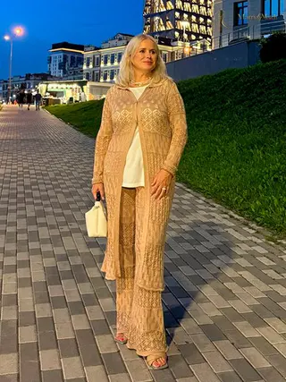 Another photo of OKSANA