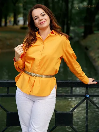 Another photo of OKSANA