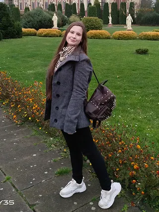 Another photo of VERONIKA