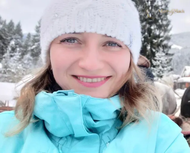 Another photo of Oksana