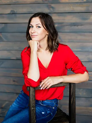 Another photo of VALENTINA