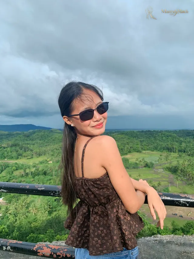 Another photo of Mae Jean