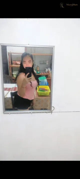 Jen, 31