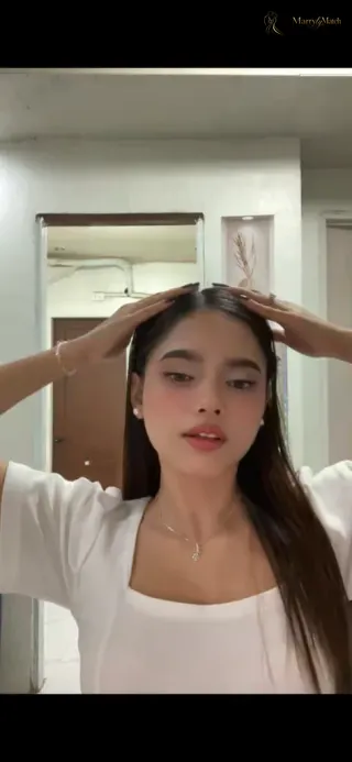 Zyriah, 20