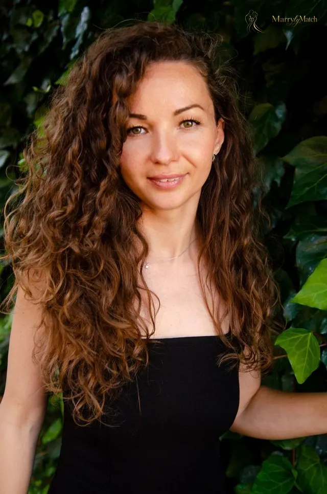 Yuliia, 39