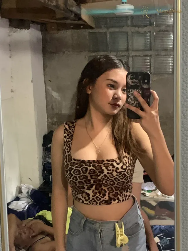 Another photo of Abigail
