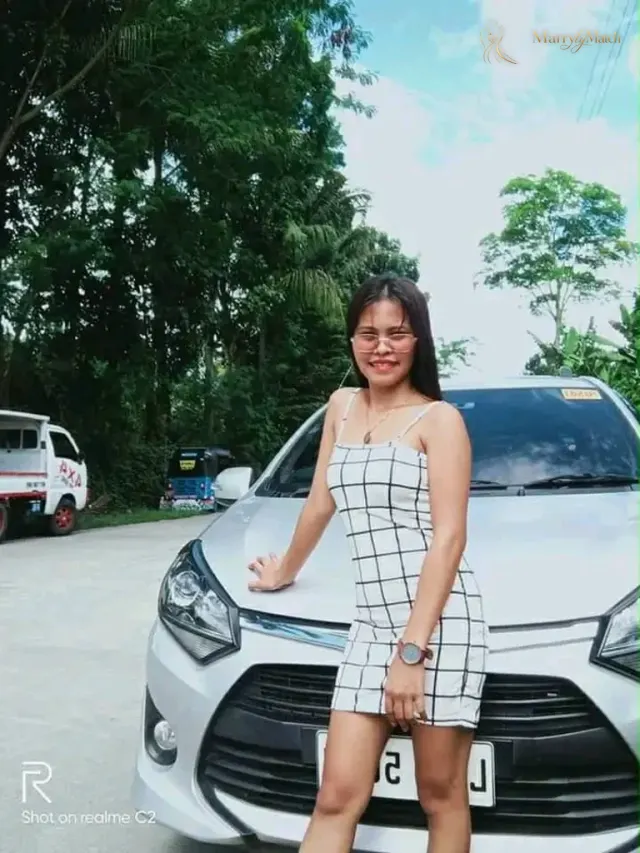 Another photo of Cristine joy