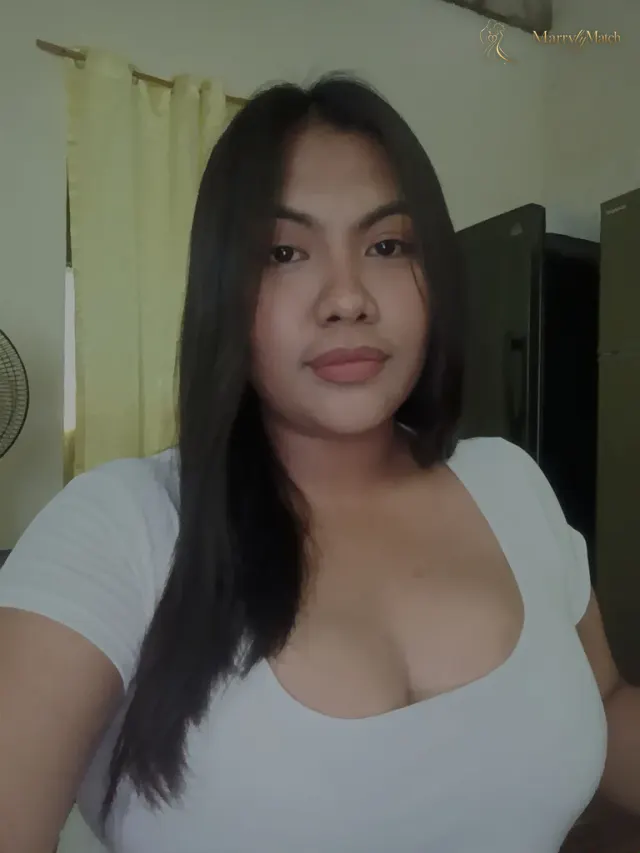 Another photo of angel mae