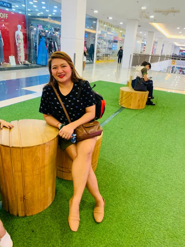 Another photo of justine anne