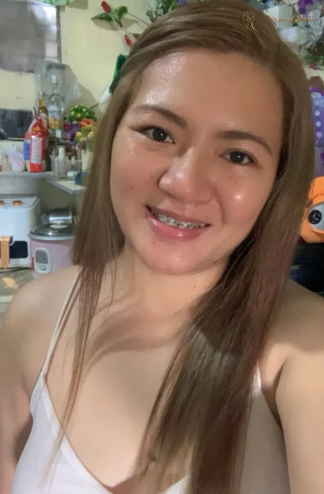 Another photo of justine anne