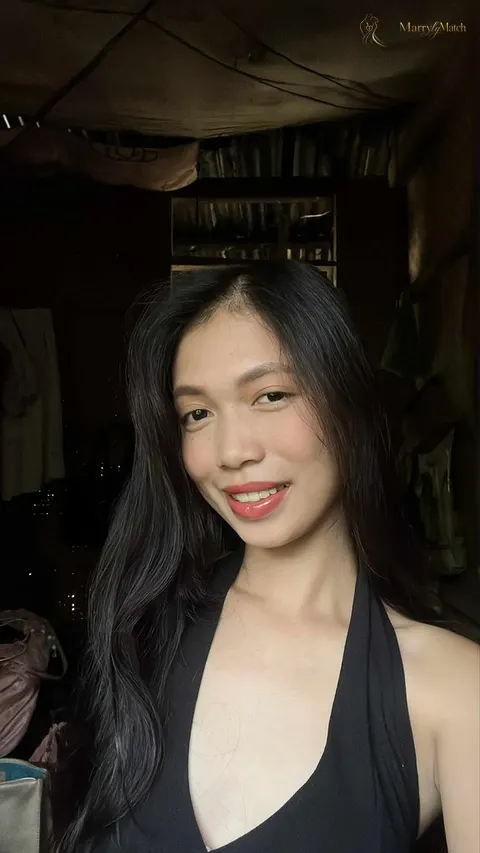 Gem Rose, 22