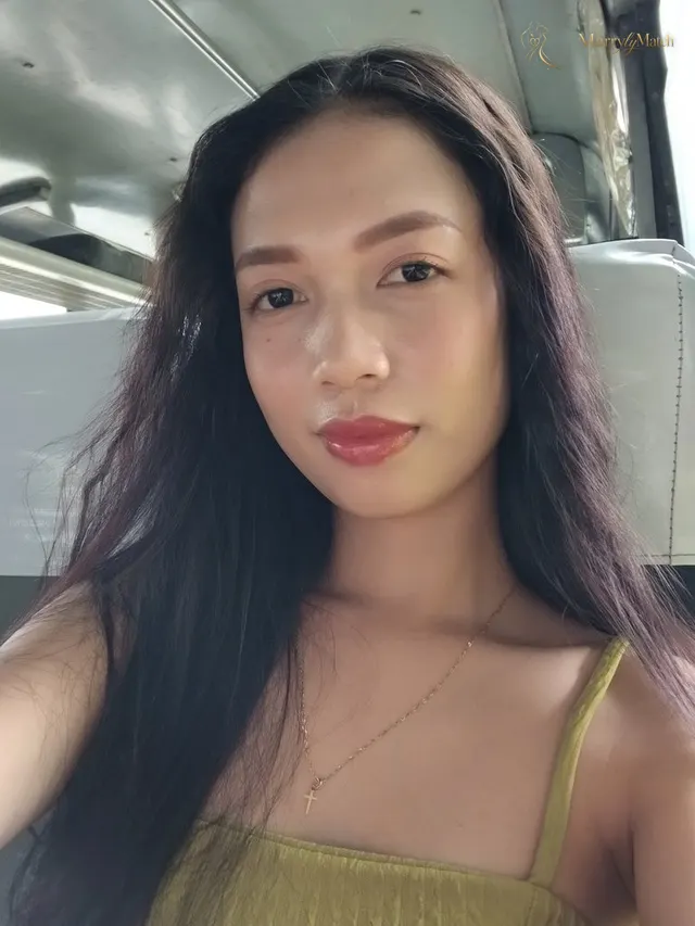 Another photo of Gem Rose