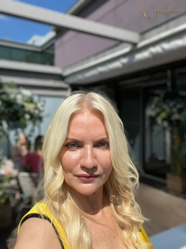 Another photo of Zhanna