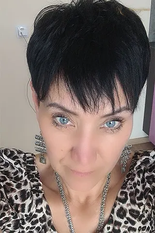 NATALYA, 53