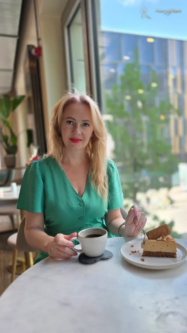 Svitlana, 41