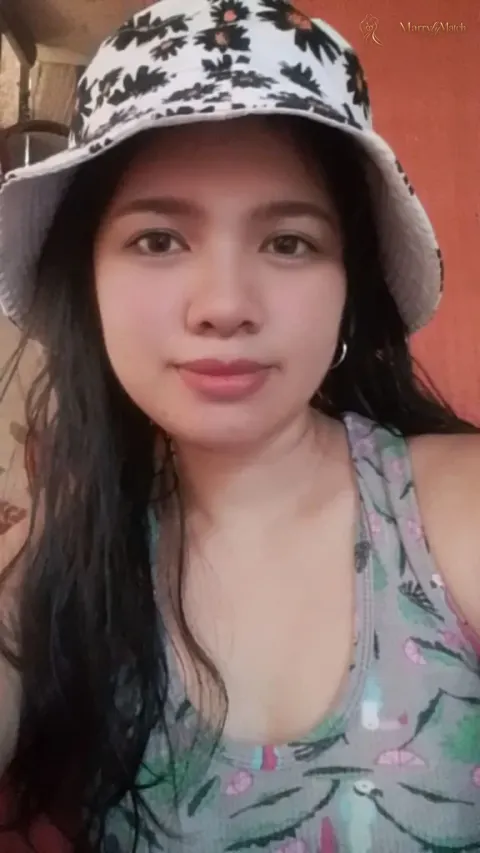 Mary, 33