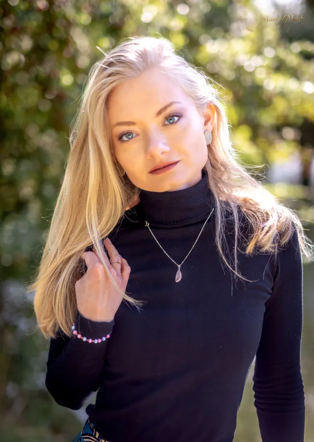 Another photo of Yuliia